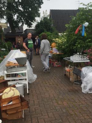 Foto des Albums: 1. FliK (Flohmarkt in Kiebitzreihe)