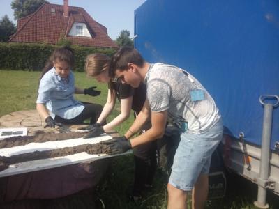 Foto des Albums: Aqua Agenten-Projekttag der DaZ-Klasse im Elbmarschenhaus