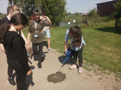Foto des Albums: Aqua Agenten-Projekttag der DaZ-Klasse im Elbmarschenhaus