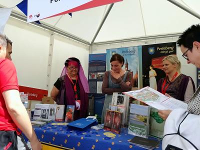 Foto des Albums: Großes Interesse an Pritzwalk beim Hansetag in Rostock