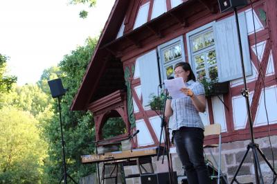 Foto des Albums: Die große Wörterschlacht: Poetry Slam in Kloster Veßra (30. 06. 2018)