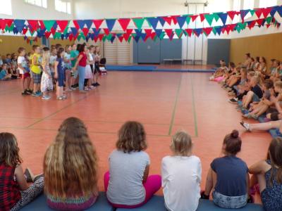 Foto des Albums: Verabschiedung der 4. Klassen