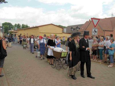 Foto des Albums: 650 Jahre Goßmar - Großer Festumzug