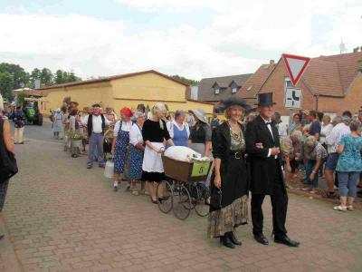 Foto des Albums: 650 Jahre Goßmar - Großer Festumzug