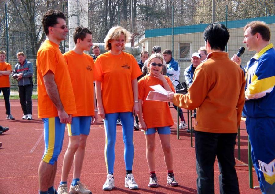 Bild: Fam König - Zweite in Orange