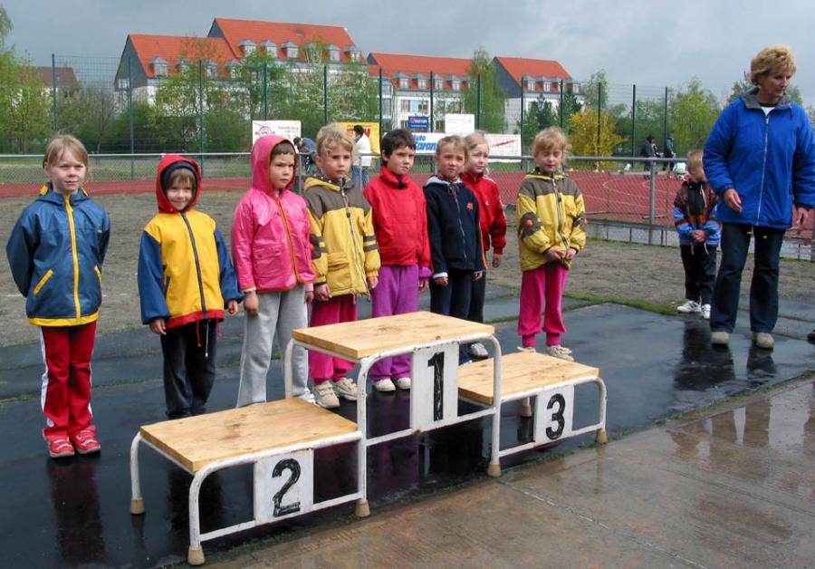 Bild: Der jüngste Nachwuchs bei der Siegerehrung im Vierkampf