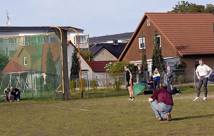 Bild: nach Regenunterbrechung Beendigung des Diskuswurf