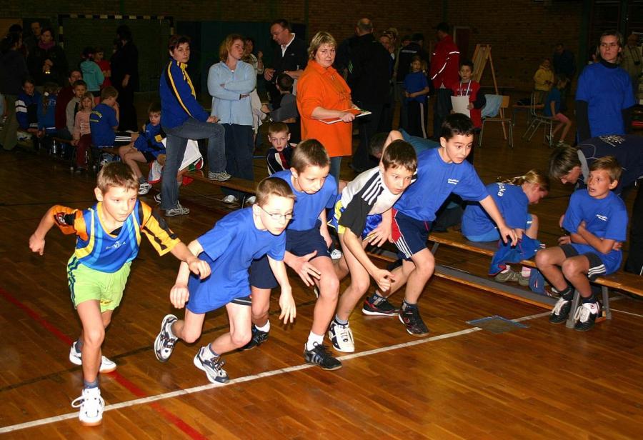 Bild:  Start der M10-Jungen - Abschluss vom 6-K