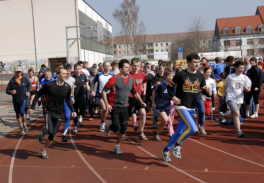 Bild: Sonnenschein beim Start zum Abschluss