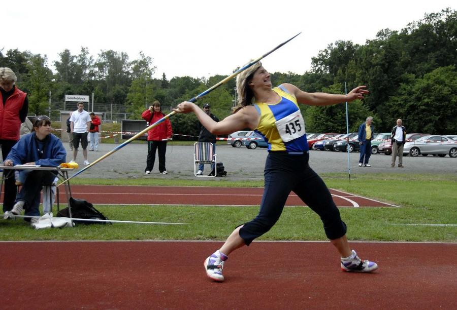 Bild: Rekordwurf Christina Amboß erzielt 41m50 mit dem Speer und bleibt 14 cm unter Landesrekord