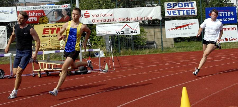 Bild: Dreiklang- Rüdiger Wagner Steffen Röher und Ronny Gust über 400m