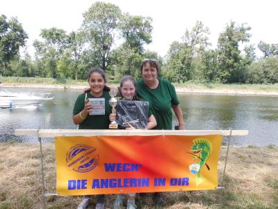 Foto des Albums: Frauen+Mädchen-Angeln Töplitz