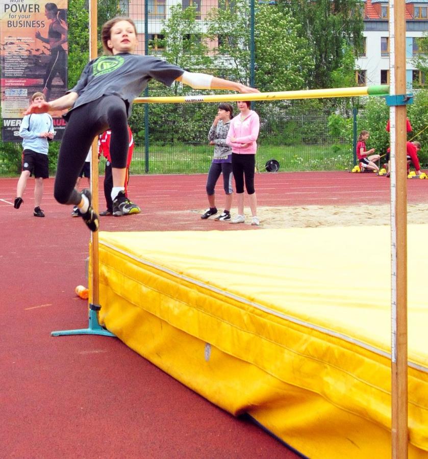 Bild: Im Hochsprung gab es viele hervorragende Leistungen wie von Patricia Hülse W13-1m57