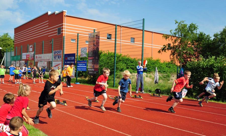 Bild: bis zu 5 Vorläufe waren über 50 m erforderlich um die Endlaufteilnehmer zu ermitteln