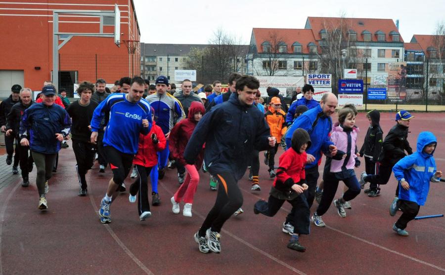 Bild: Start zum 11 Uhr Lauf