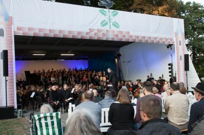 Foto des Albums: Carmina Burana feiert Premiere