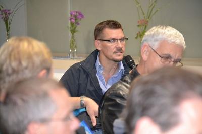 Foto des Albums: Stadtverwaltung lud zum offenen Workshop ins Foyer der Stadthalle ein - Thema war die Vorstellung des Parkraumkonzeptes im Entwurf