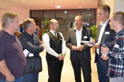 Foto des Albums: Stadtverwaltung lud zum offenen Workshop ins Foyer der Stadthalle ein - Thema war die Vorstellung des Parkraumkonzeptes im Entwurf