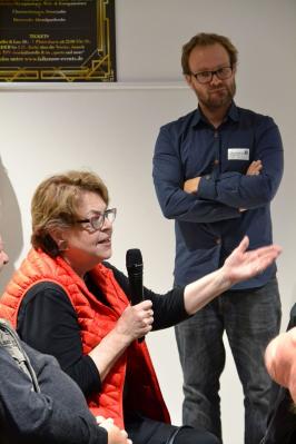 Foto des Albums: Stadtverwaltung lud zum offenen Workshop ins Foyer der Stadthalle ein - Thema war die Vorstellung des Parkraumkonzeptes im Entwurf