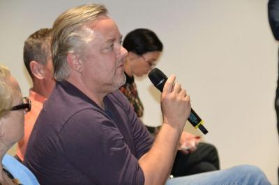 Foto des Albums: Stadtverwaltung lud zum offenen Workshop ins Foyer der Stadthalle ein - Thema war die Vorstellung des Parkraumkonzeptes im Entwurf