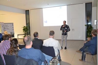 Foto des Albums: Stadtverwaltung lud zum offenen Workshop ins Foyer der Stadthalle ein - Thema war die Vorstellung des Parkraumkonzeptes im Entwurf