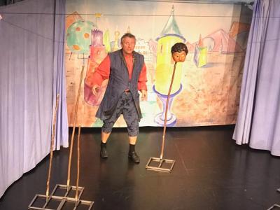 Foto des Albums: Zu Besuch im Theater Maskara