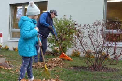 Foto des Albums: Arbeitseinsatz mit Schule und Hort (27.10.2018)