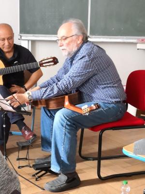 Foto des Albums: Gitarrenlehrer auf Weiterbildungstour