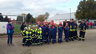 Foto des Albums: 1. Flutlichtpokal der Feuerwehr in der Stadt Seeland