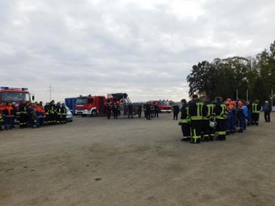 Foto des Albums: 1. Flutlichtpokal der Feuerwehr in der Stadt Seeland