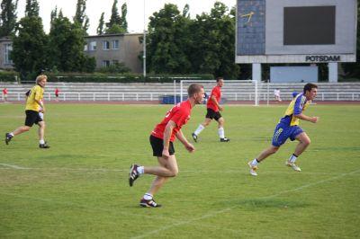 Foto des Albums: Fußballmatch VfL Potsdam - Bobsportteam - Serie 1 (05.06.2008)