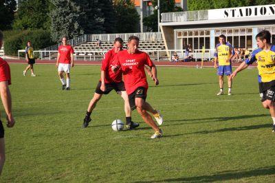 Foto des Albums: Fußballmatch VfL Potsdam - Bobsportteam - Serie 2 (05.06.2008)