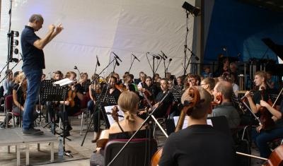 Foto des Albums: Carmina Burana aus verschiedenen Blickwinkeln