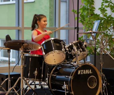 Foto des Albums: Lübzer Schüler präsentieren unterhaltsames Programm