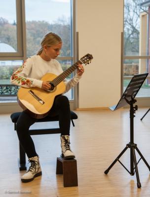 Foto des Albums: Lübzer Schüler präsentieren unterhaltsames Programm