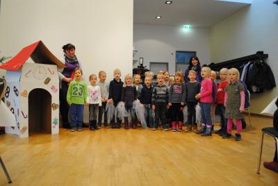 Foto des Albums: Ehemalige Mitarbeiter feiern märchenhaften Kaffeenachmittag