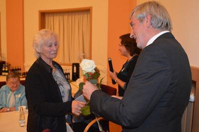 Uta-Gerwisa Gehrhardt wurde f&uuml;r ihr unerm&uuml;dliches Engagement der ehrenamtlichen Schuldnerbegleitung f&uuml;r den B&uuml;rgerpreis vorgeschlagen.  (Bild vergr&ouml;&szlig;ern)