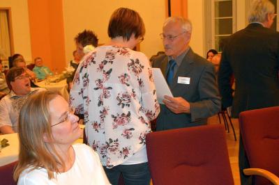 Als Gr&uuml;ndungsmitglied des Turn- und Sportvereins Falkensee e.V. hat Martina Sattler &uuml;ber 25 Jahre an der Entwicklung des Vereins mitgewirkt. Sie ist Initiatorin, Trainerin, Motivator, Vorbild und vor allem eine Teamplayerin, die &uuml;berall anpackt.  (Bild vergr&ouml;&szlig;ern)