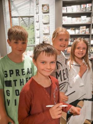 Foto des Albums: Besuch der Reuffel-Buchhandlung
