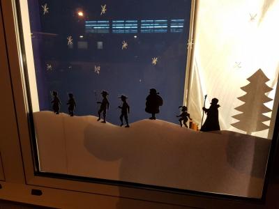 Foto des Albums: Adventsfenster an der Nordschule (04.12.2018)