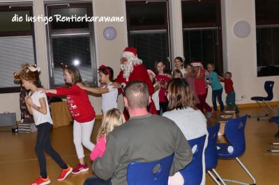 Foto des Albums: Kinderweihnachtsfest bei Blau-Weiß