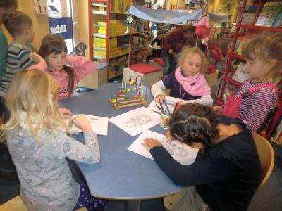 Foto des Albums: In der Bibliothek Neustadt