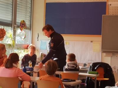 Foto des Albums: Radfahrausbildung in Klasse 4A und 4B (10.12.2018)