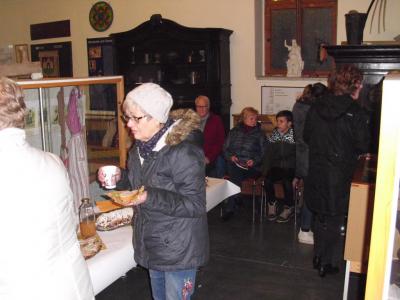Foto des Albums: Lebendiger Adventskalender der Kirchengemeinde Brüssow am 10.12.2018 im Museum