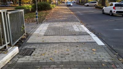 Querungsstelle Kirchstra&szlig;e (1)  (Bild vergr&ouml;&szlig;ern)