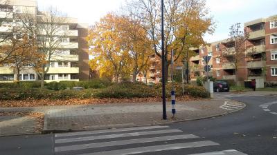 Baumbeet Kirchstra&szlig;e  (Bild vergr&ouml;&szlig;ern)