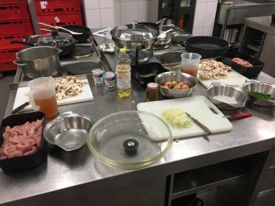 Nun kann das Kochen beginnen. 