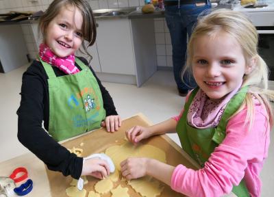 Foto des Albums: In der Weihnachtsbäckerei der Löwen