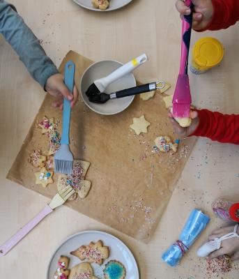 Foto des Albums: In der Weihnachtsbäckerei der Löwen