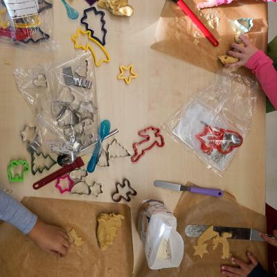 Foto des Albums: In der Weihnachtsbäckerei der Löwen